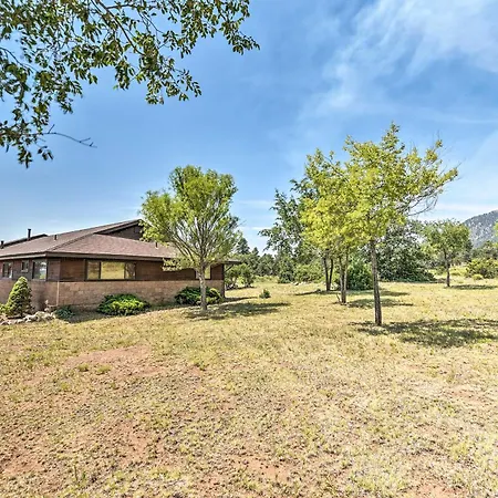 Lovely Flagstaff Home With Bbq And Mountain Views!